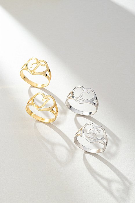 Anel Personalizado com Inicial Banhado a Ouro 18K – Delicado e Significativo