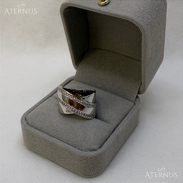 Anel Orgânico com Zirconia Ródio