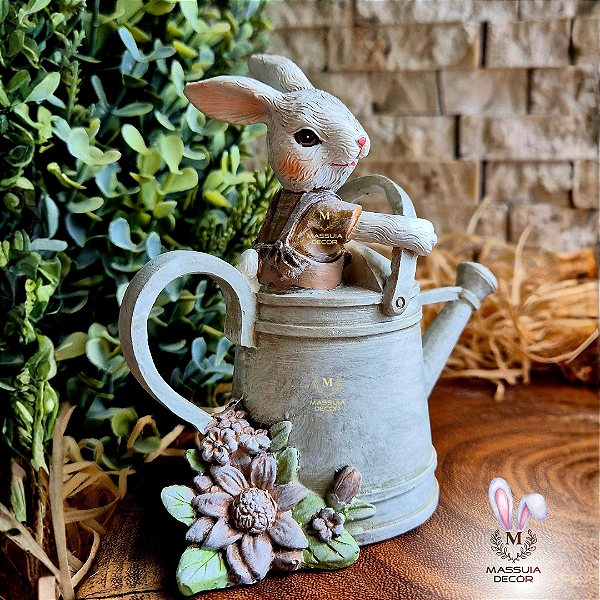 Coelhinho no Regador