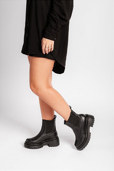 Bota Rebeca Preta