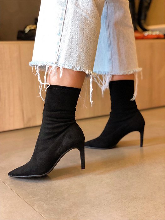 Bota Brenda em Suede