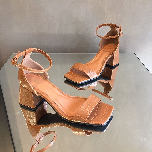 Sandália Basic Salto Bloco 6cm Caramelo