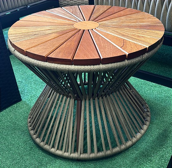 Mesa de Centro Veneza com Tampo de Madeira Cedro