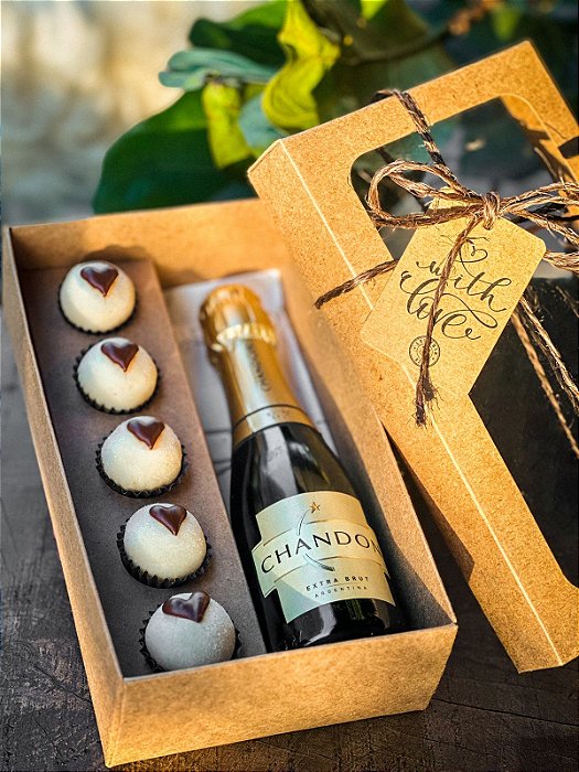 Chandon Baby e docinhos