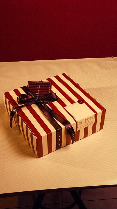 Box Amor a pronta entrega | suco de uva (casa madeira)