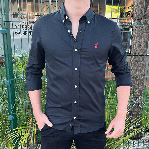 Camisa Social Tecido Plano Manga Longa Preto Logo Clássico Vermelho