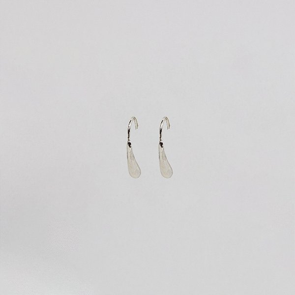 Brinco Minimalista Coleção Gota D’água