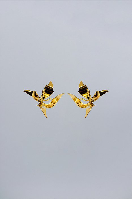 Brinco Orquídea Elegante Acabamento Acetinado