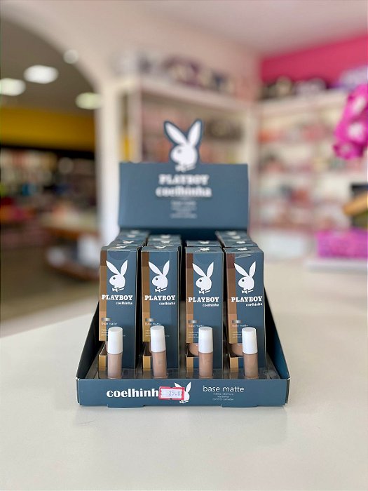 Base Matte Coelhinha Playboy 35g