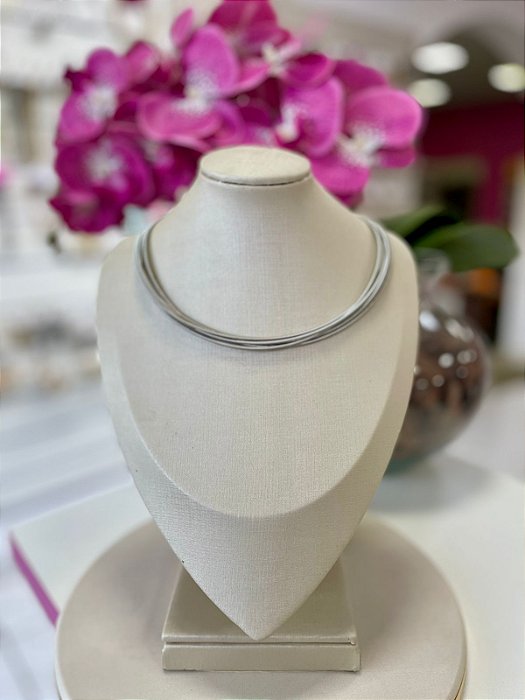 Colar Estilo Cordas Violão Bijuteria Prata e Dourado