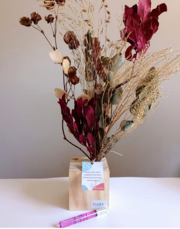 Arranjo Natural com Flores Desidratadas e Mini Home Spray