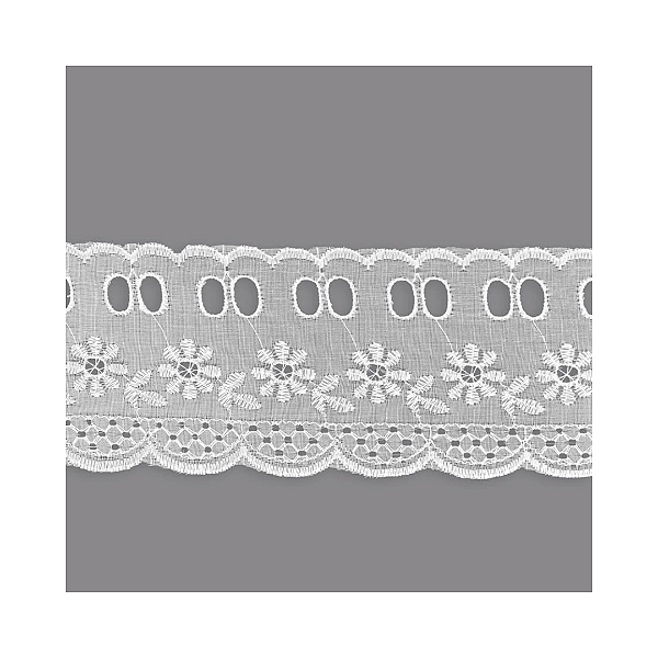 Bordado inglês Branco com passa fita embutido 5,5cm c/ 13.70m