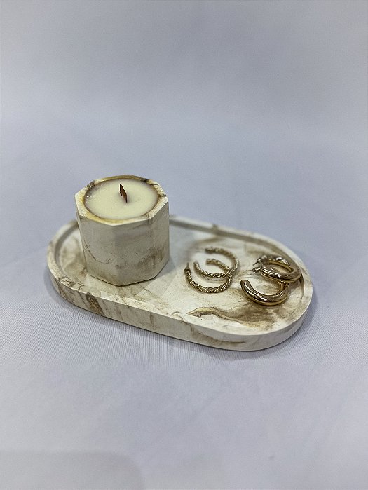 Kit Aline Bandeja e Vela Aromática