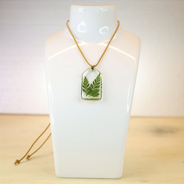 MINI SAMAMBAIA - COLAR