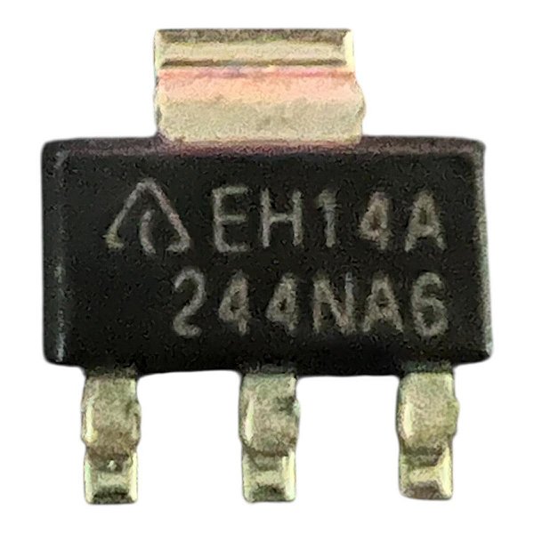 CIRCUITO INTEGRADO AMS 1117-25 = LM 1117-25 ( SMD SOT 223 2,5V )