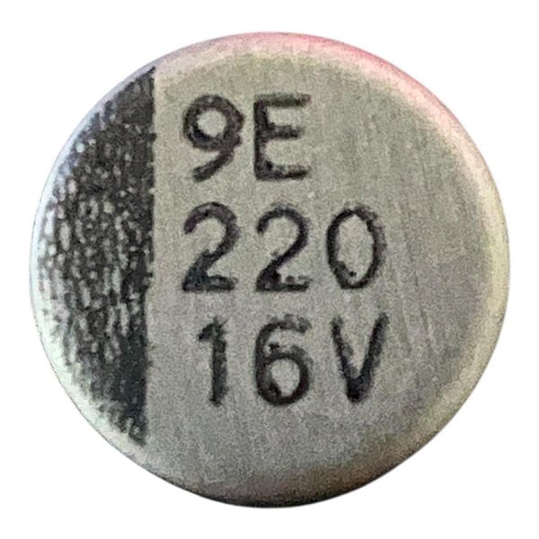 ELETROLITICO 220UF/16V ( SMD 6,3 X7,7 M/M )