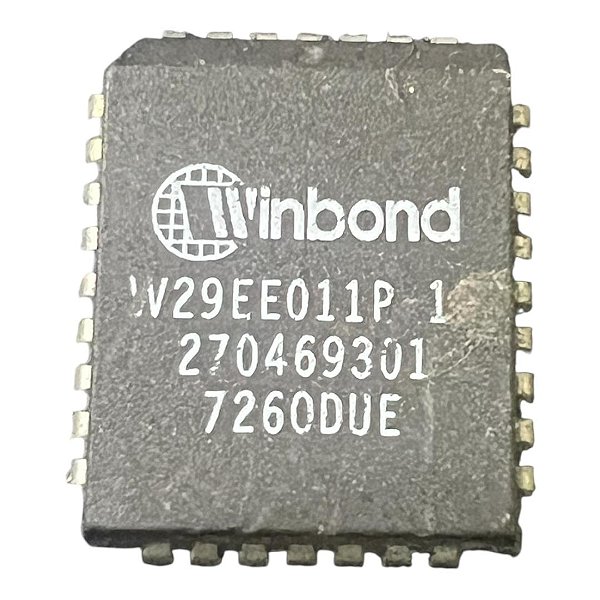 CIRCUITO INTEGRADO W 29EE011 ( PLCC )