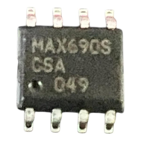 CIRCUITO INTEGRADO MAX 690 SCSA ( SMD )