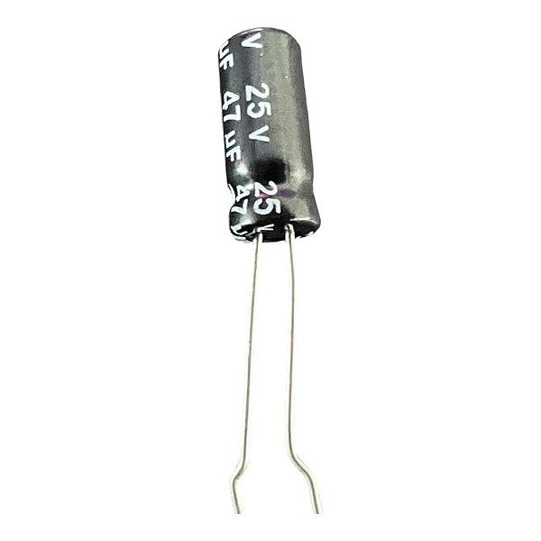 ELETROLÍTICO 47UF/25V 105GRAUS ( 5 X 11 M/M )