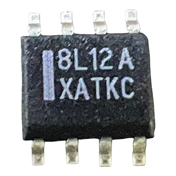 CIRCUITO INTEGRADO 8L12 = 78L12 ( SMD SOIC 8 PINOS )