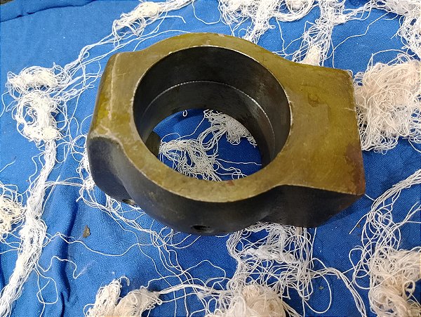 Suporte tubo dianteiro A25