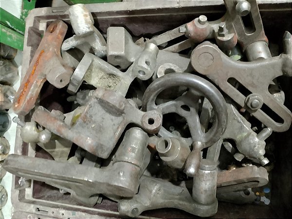 Peças diversas pro torno automático traub A25