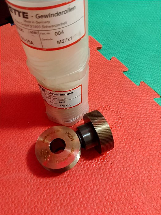 Rolo laminador de rosca M27 x 1
