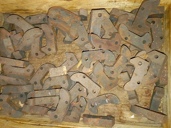 Torno Revólver Iram Jogo de Garras 1"1/2 (2 unidades)