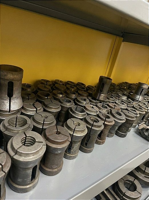 Pinça para Torno Revólver Xervitt 2" Usada!