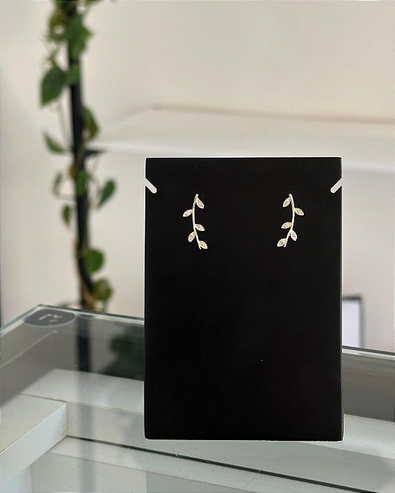Earcuff Raminho Cravejado