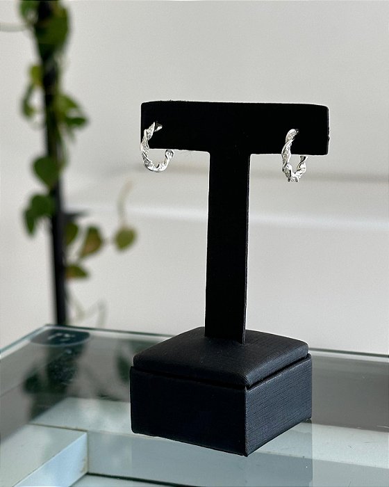 Argola Torcida Cravejada