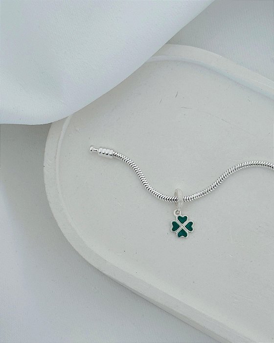 Berloque Trevo Esmaltado Verde