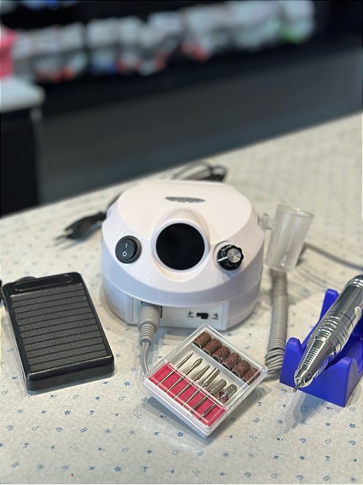 MOTOR PORQUINHO COM VISOR BRANCO