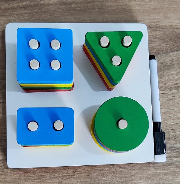 BRINQUEDO PEDAGÓGICO DAS FORMAS
