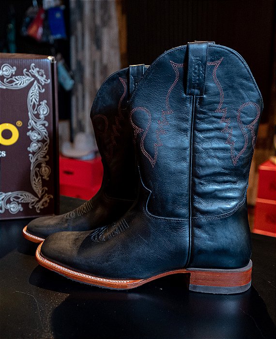 Bota Jácomo Fóssil Oil Preta