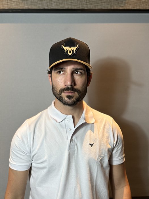 Boné Marco Véio Preto/Caramelo