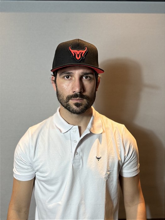 Boné Marco Véio Preto/Vermelho