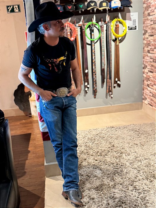 Camiseta Marco Véio Preta com Estampa EUA