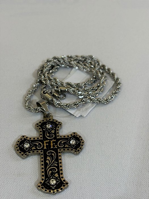 COLAR PINGENTE CRUZ FÉ STRASS TRANSPARENTE