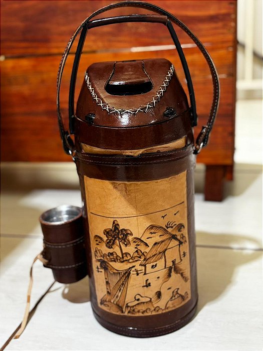 GARRAFA COURO FAZENDINHA FRENTE CLARO