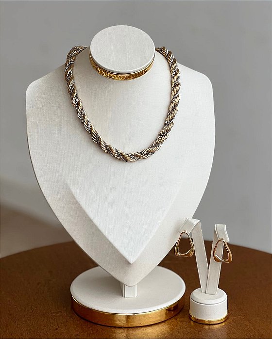 Colar Corrente Torcida Bicolor Banhado a Ouro 18k