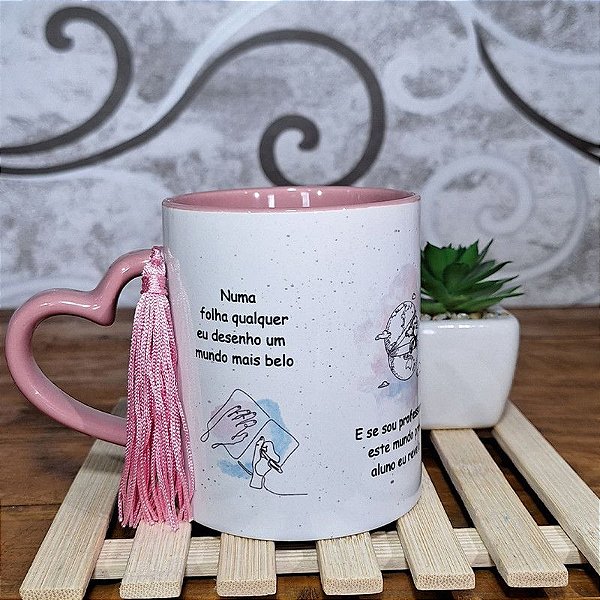 Caneca dia dos Professores Alça Coração Rosa - Aquarela do Professor