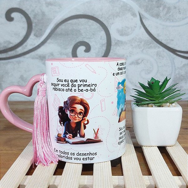Caneca dia dos Professores Alça Coração Rosa - O caderno