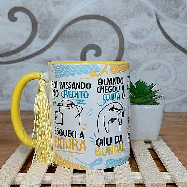 Caneca Meme do Credito flork - alça e interior Amarelo