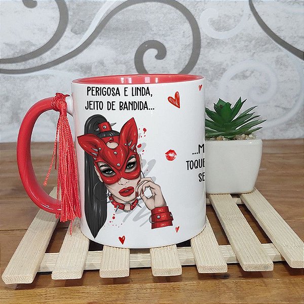 Caneca  Perigosa e Linda - vermelha
