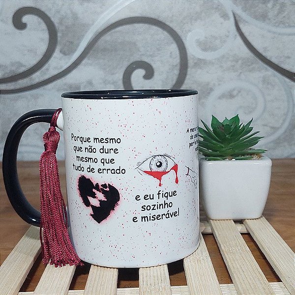 Caneca Declaração Damon - Diário de um Vampiro - Preta