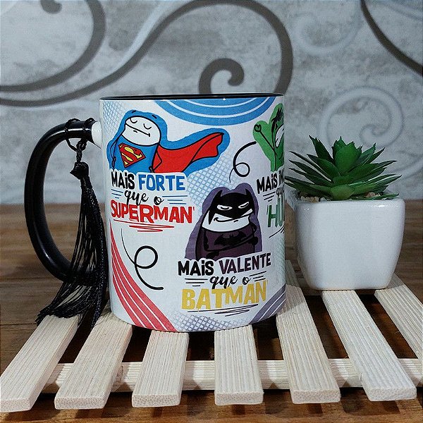 Caneca Alça e Interior Preto -Super herói  - Dia dos pais