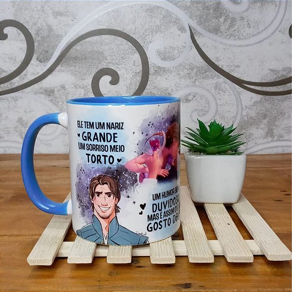 Caneca Alça e Interior Azul- versão Enrolados - o que eu vi nesse menino