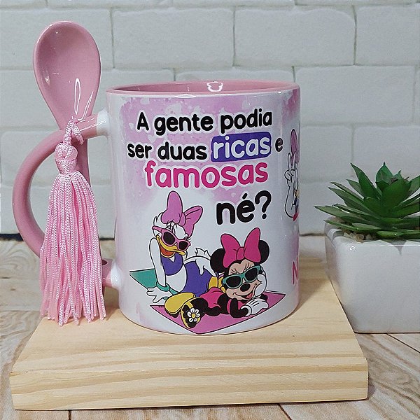 Caneca amigas - Meme ricas e famosas - pobres e fofoqueiras