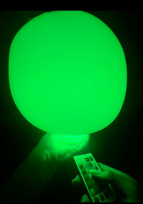Bola + luz de led com controle remoto